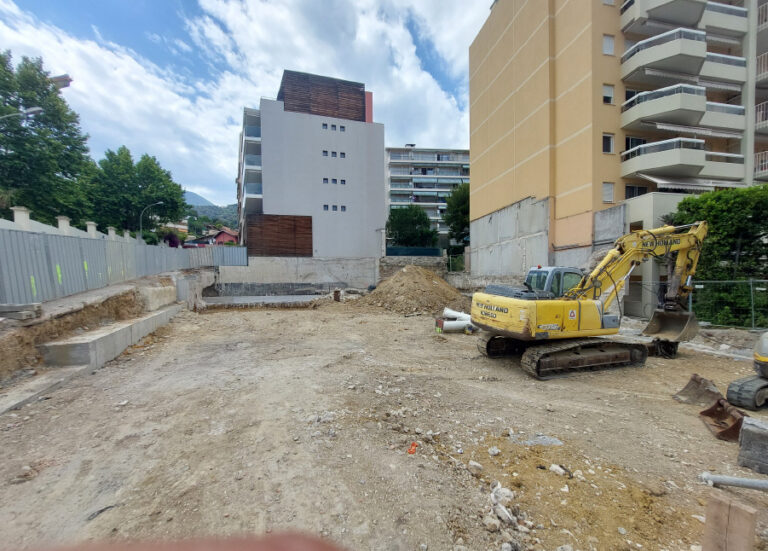 Kosmic Roquebrune Cap Martin - TD Groupe - Terrassement / Démolition / Curage / Location de matériels / TDCA, EMDT, EML, SMMT